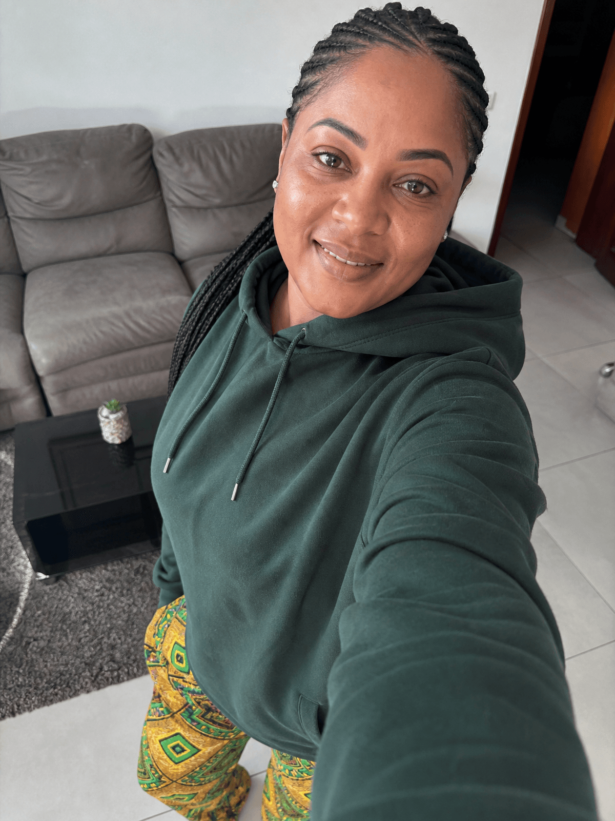 Laurence, 40
