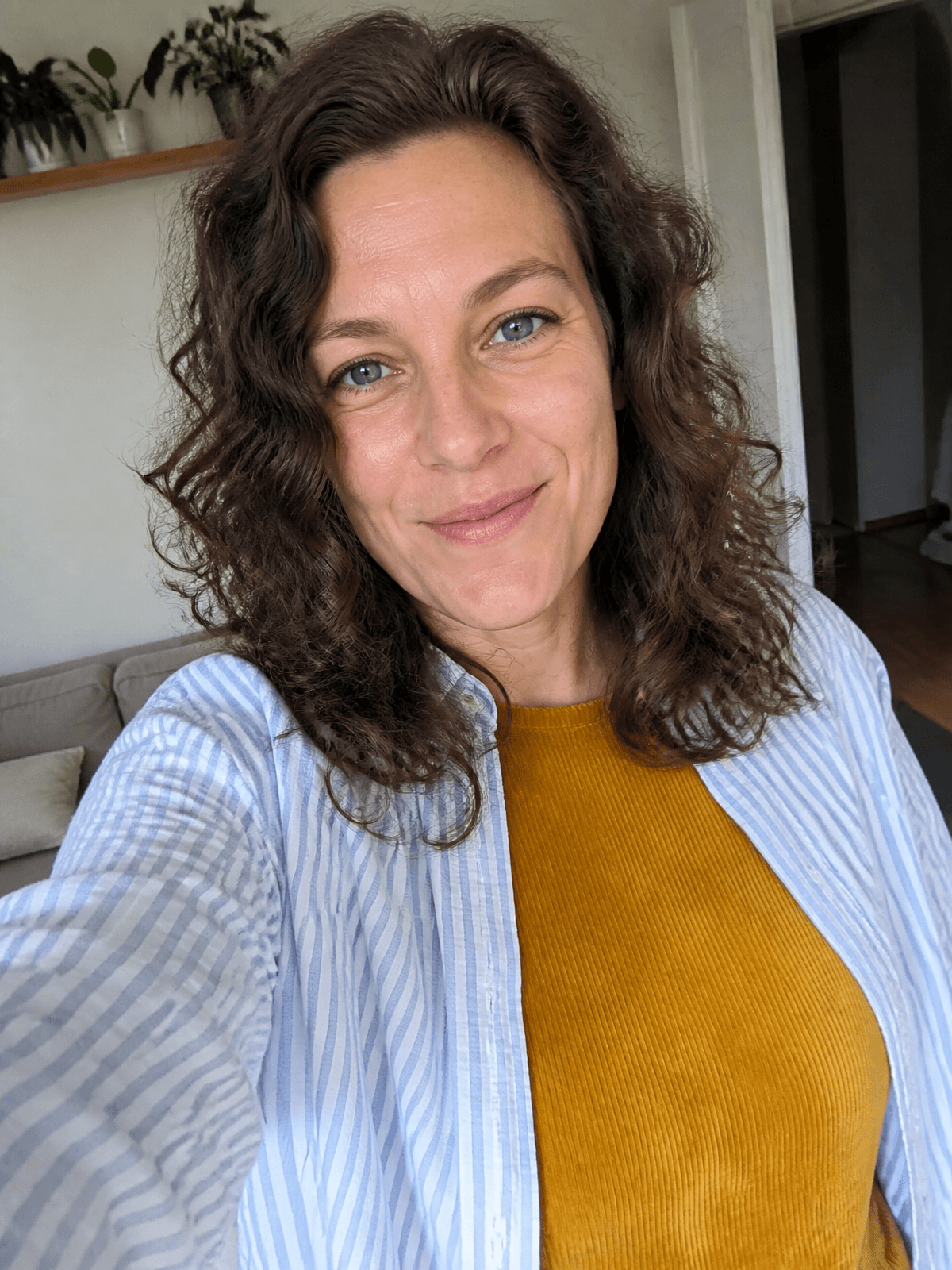 Elodie, 38