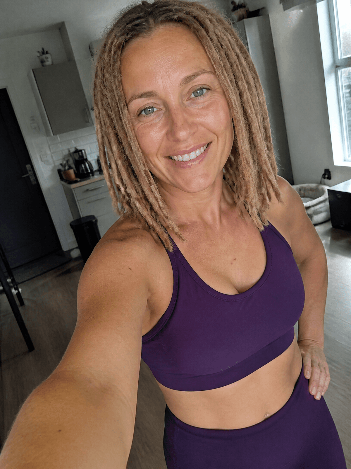 Marina, 43