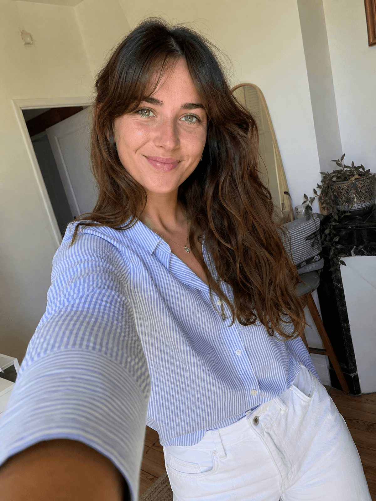 Marina, 27
