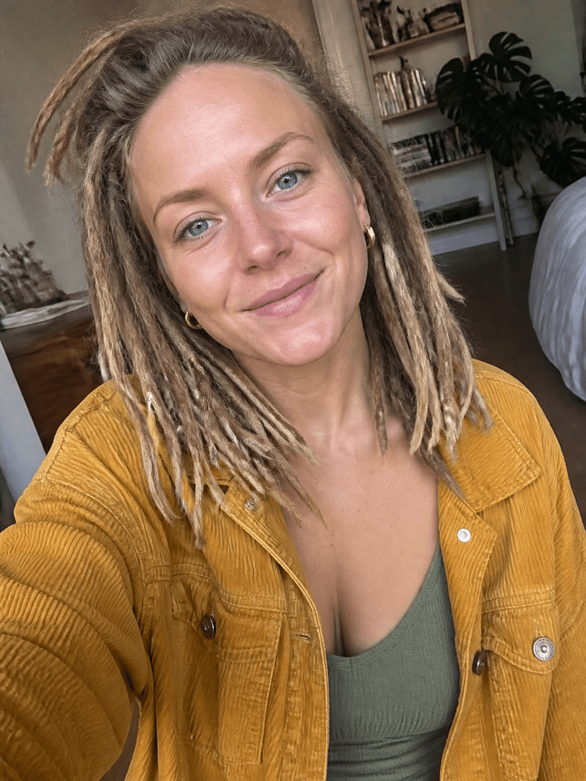 Marina, 29