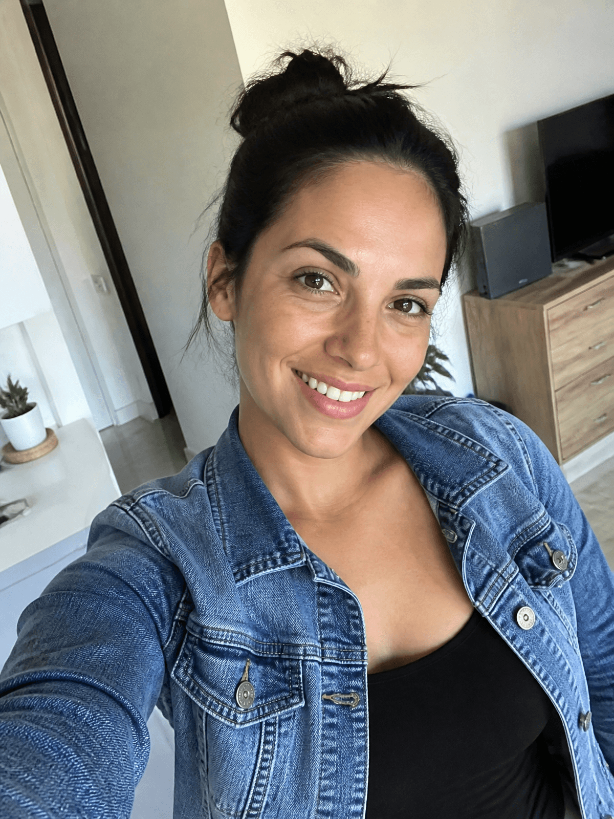 Anita, 30