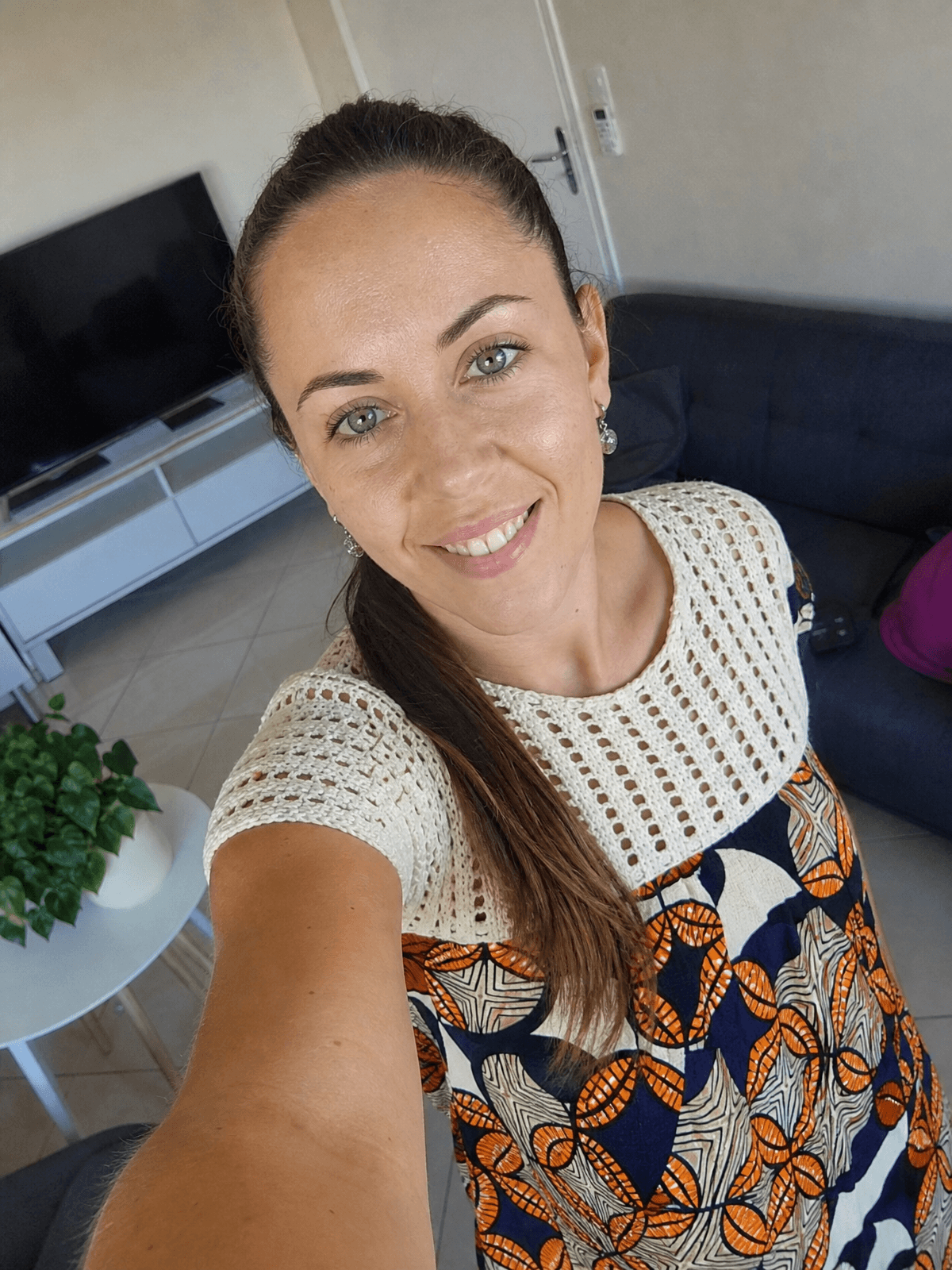 Olivia, 31
