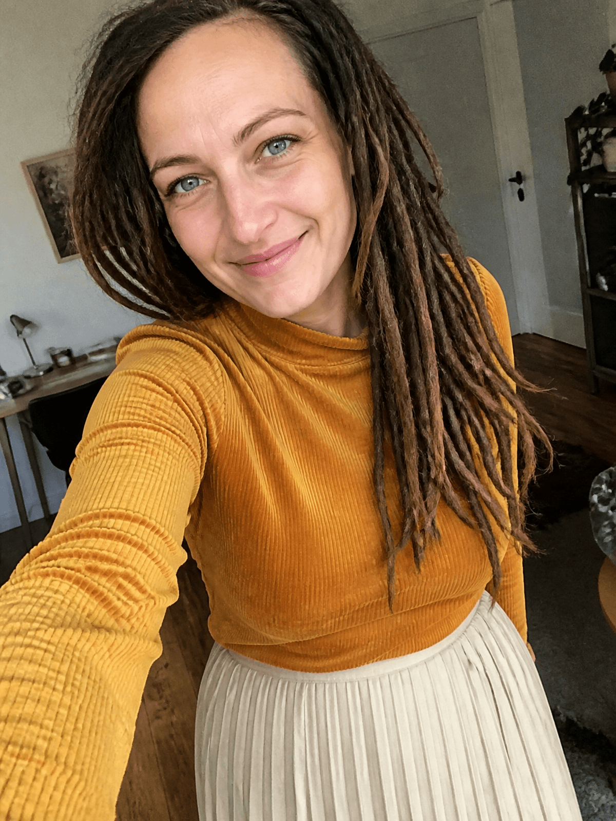 Marina, 34