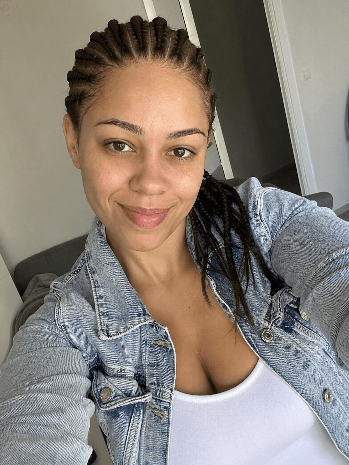 Fatima, 30